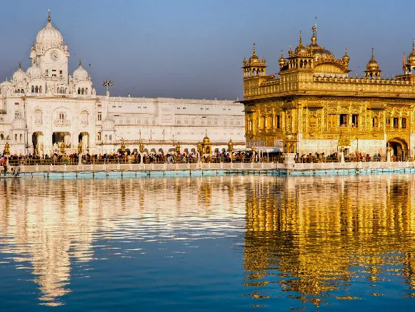 Himachal with Golden Temple Tour Package